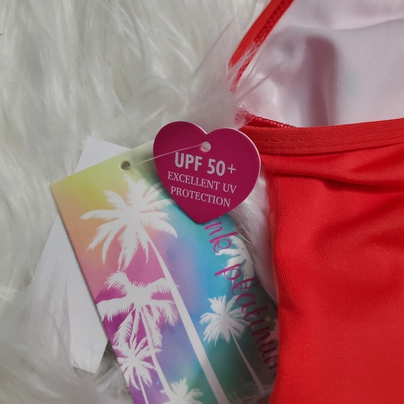 Little girls  swimsuit 4T - Picture 4 of 4